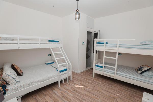 Hostel Nana Vlorë Exteriér fotografie
